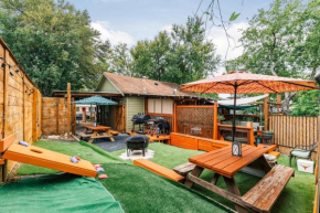 Charming home with patios fireplace and BBQ area